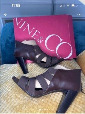 Nine & Co. Brown Strappy Peep-Toe Heels
